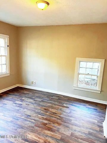 535 Avalon Road, Jackson, MS 39206