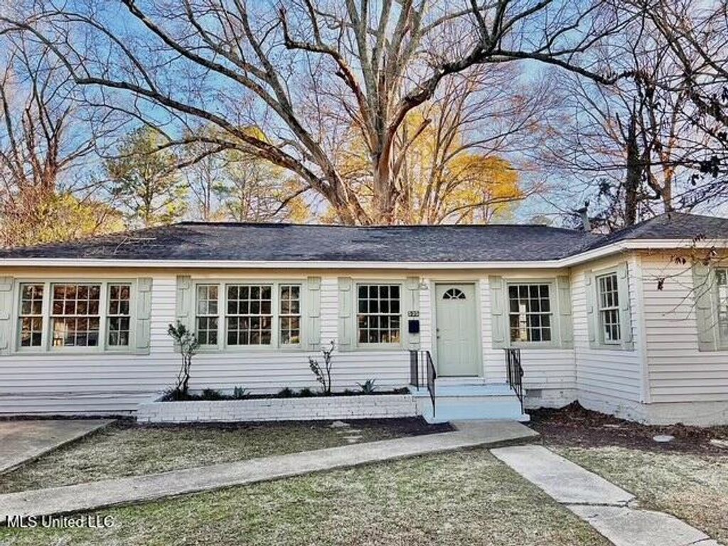 535 Avalon Road, Jackson, MS 39206