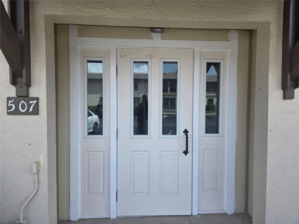 507 PLAZA SEVILLE COURT 15, St Petersburg, FL 33706