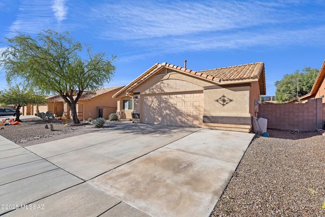 3264 S Thunder Chorus Road, Tucson, AZ 85713