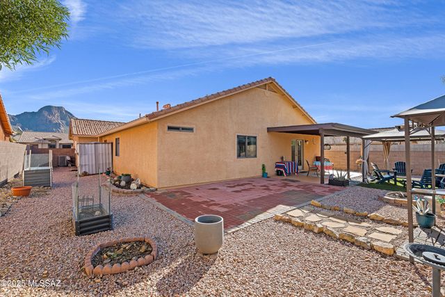 3264 S Thunder Chorus Road, Tucson, AZ 85713
