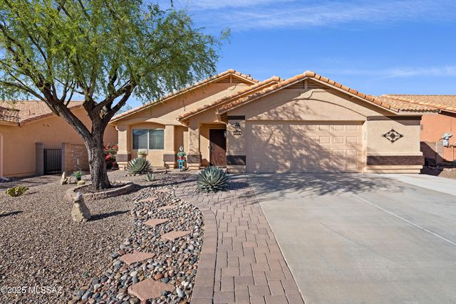 3264 S Thunder Chorus Road, Tucson, AZ 85713
