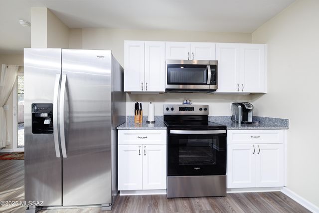 1256 S Lenora Loop, Benson, AZ 85602