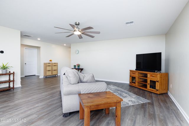 1256 S Lenora Loop, Benson, AZ 85602
