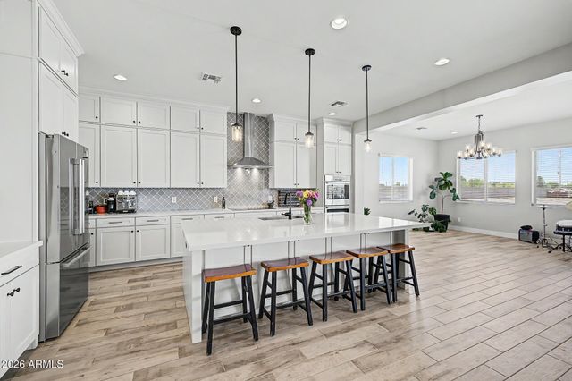 1789 E LOBO Street, San Tan Valley, AZ 85140