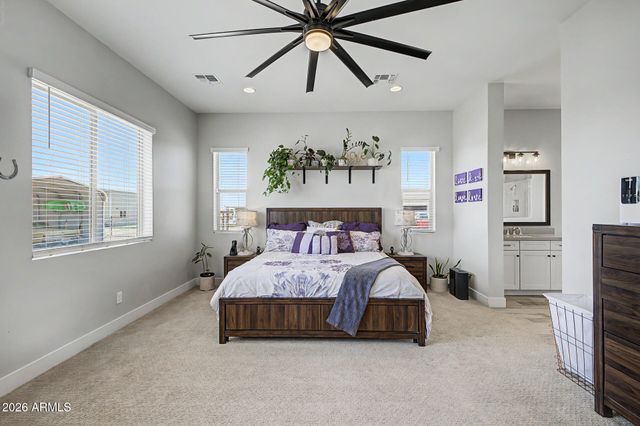 1789 E LOBO Street, San Tan Valley, AZ 85140