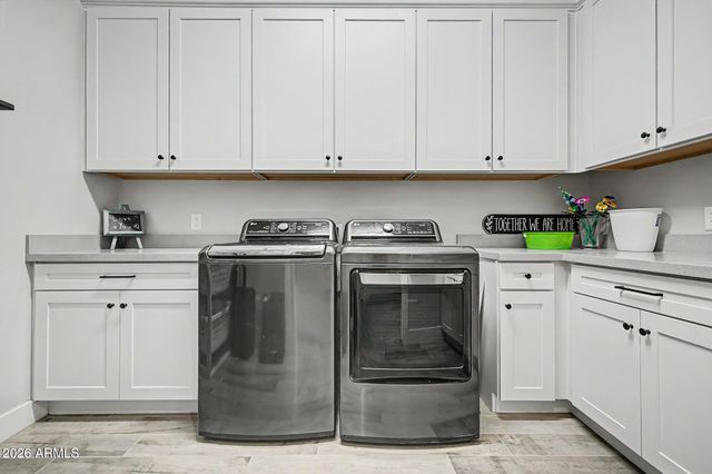 1789 E LOBO Street, San Tan Valley, AZ 85140