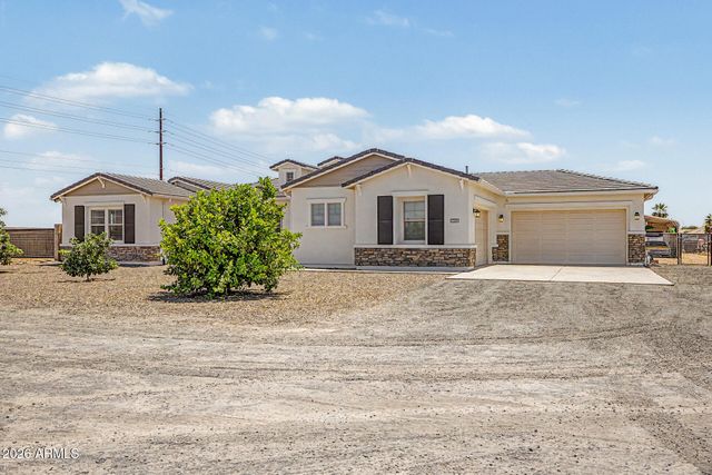 1789 E LOBO Street, San Tan Valley, AZ 85140