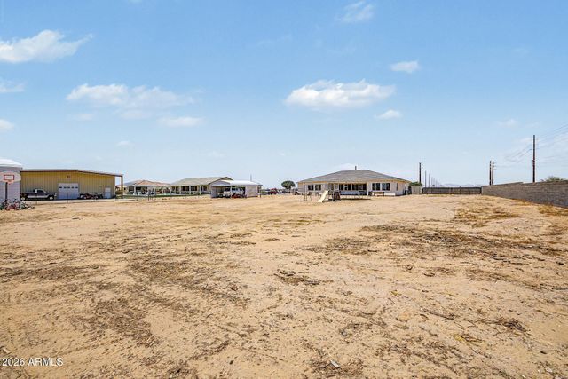 1789 E LOBO Street, San Tan Valley, AZ 85140