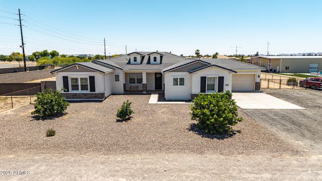 1789 E LOBO Street, San Tan Valley, AZ 85140