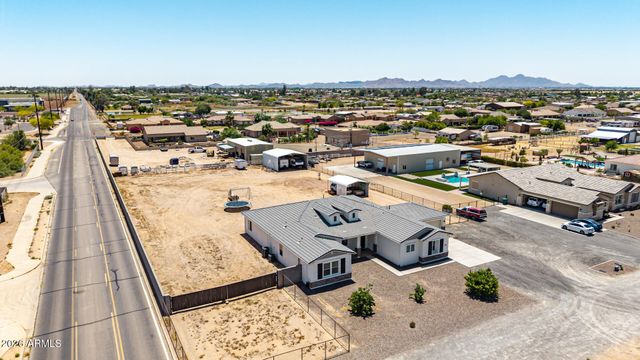 1789 E LOBO Street, San Tan Valley, AZ 85140