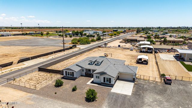 1789 E LOBO Street, San Tan Valley, AZ 85140