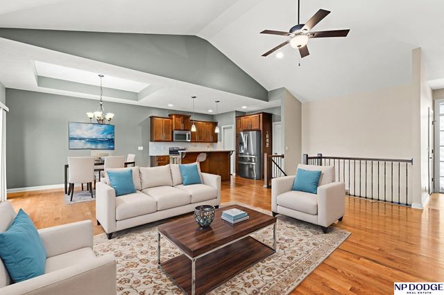 2841 Valley Stream Drive, Lincoln, NE 68516