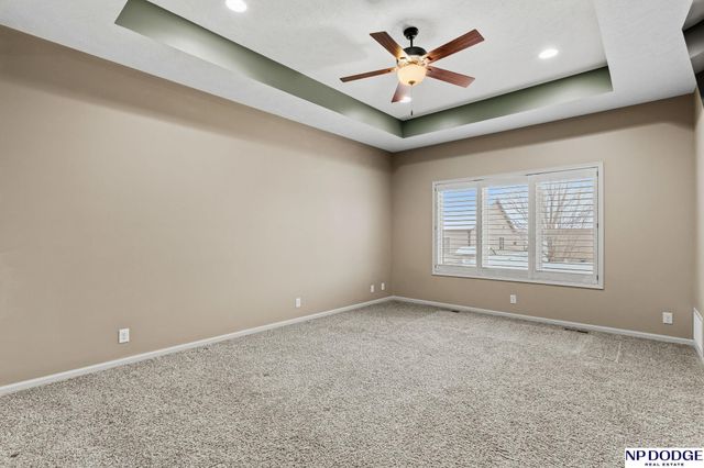 2841 Valley Stream Drive, Lincoln, NE 68516