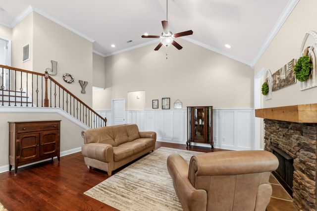 3021 Foust Dr, Spring Hill, TN 37174