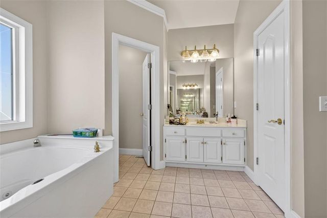 4978 Planters Way, Flowery Branch, GA 30542