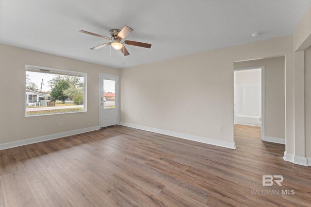 310 W Mango Street, Bay Minette, AL 36507