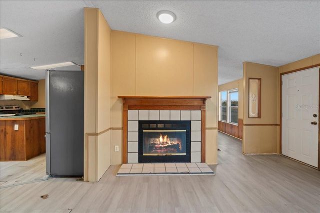 19227 SW 187TH AVENUE, Archer, FL 32618