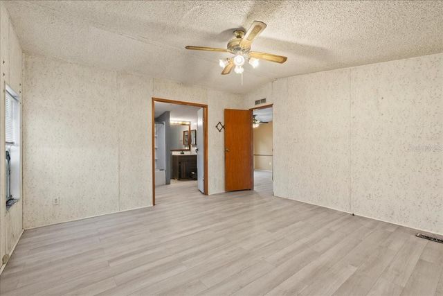 19227 SW 187TH AVENUE, Archer, FL 32618