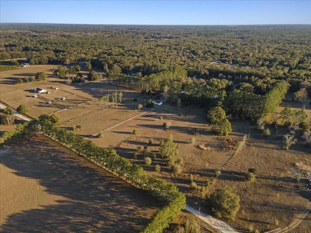 19227 SW 187TH AVENUE, Archer, FL 32618