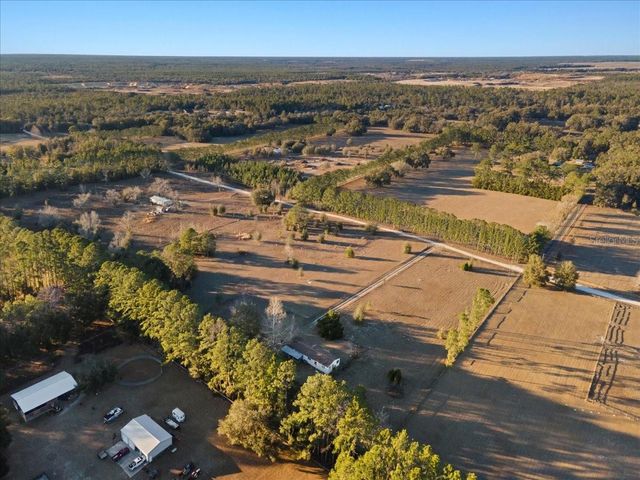 19227 SW 187TH AVENUE, Archer, FL 32618