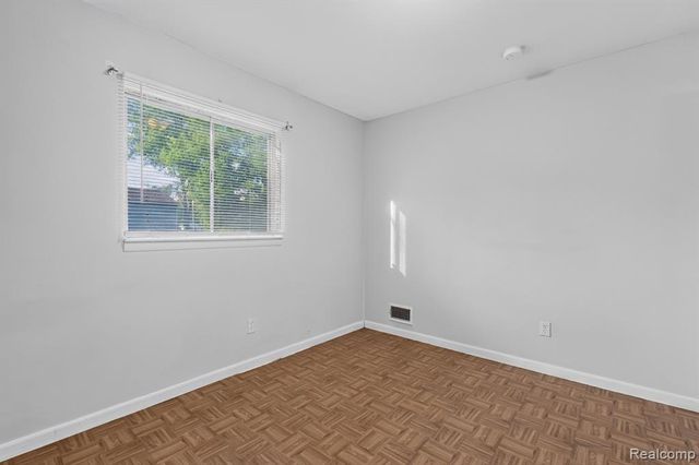 238 Seward Street, Pontiac, MI 48342