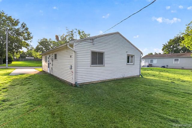 238 Seward Street, Pontiac, MI 48342