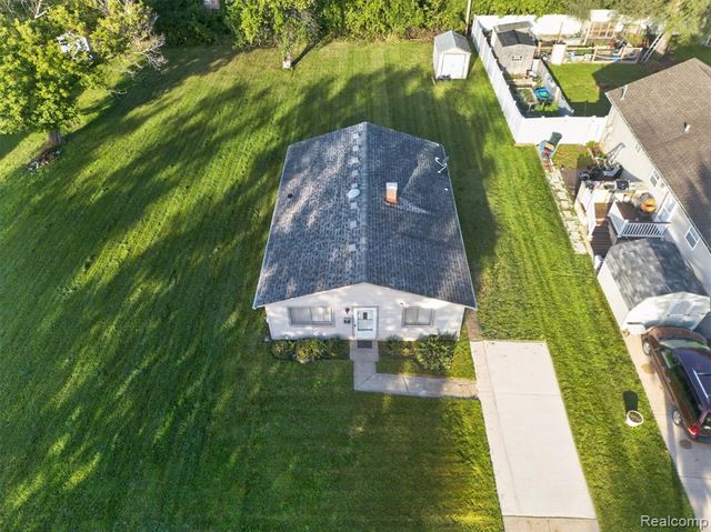 238 Seward Street, Pontiac, MI 48342