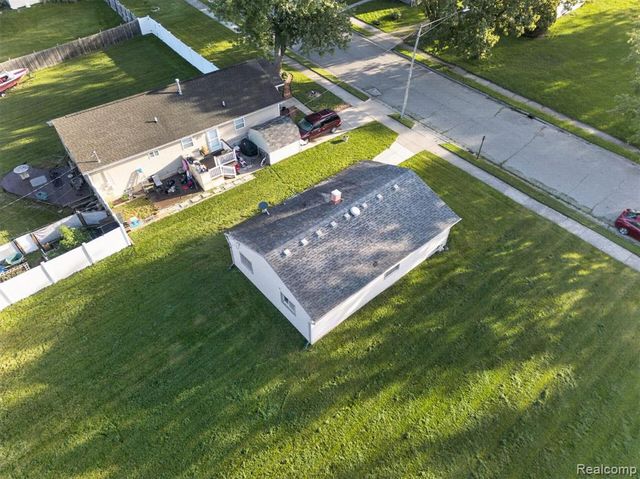 238 Seward Street, Pontiac, MI 48342