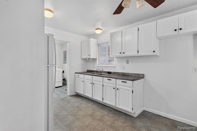 238 Seward Street, Pontiac, MI 48342