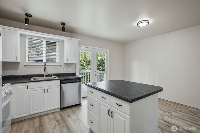 1839 NE 172nd Street, Shoreline, WA 98155