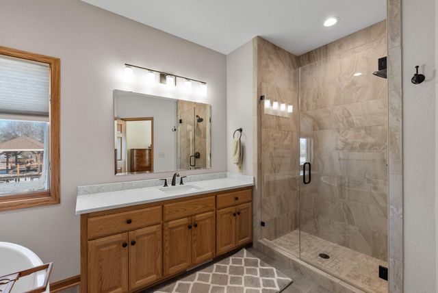 N5372 Loraine COURT, Fredonia, WI 53021