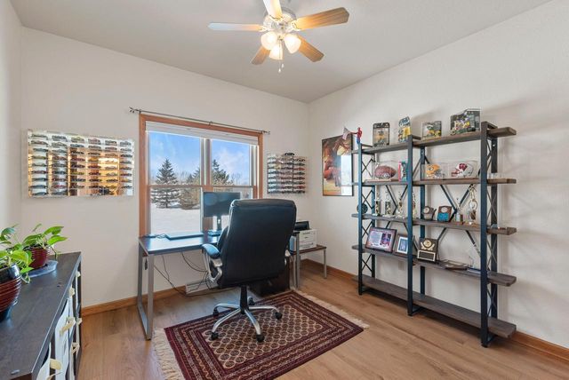 N5372 Loraine COURT, Fredonia, WI 53021