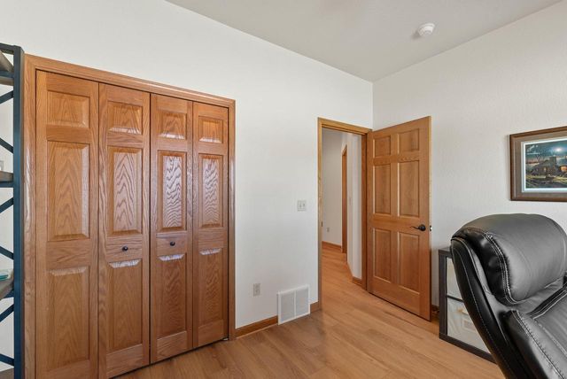 N5372 Loraine COURT, Fredonia, WI 53021