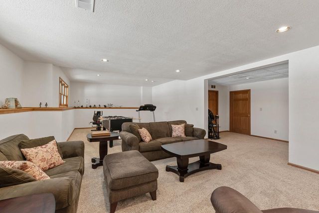 N5372 Loraine COURT, Fredonia, WI 53021