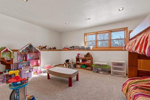 N5372 Loraine COURT, Fredonia, WI 53021