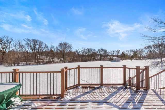 N5372 Loraine COURT, Fredonia, WI 53021