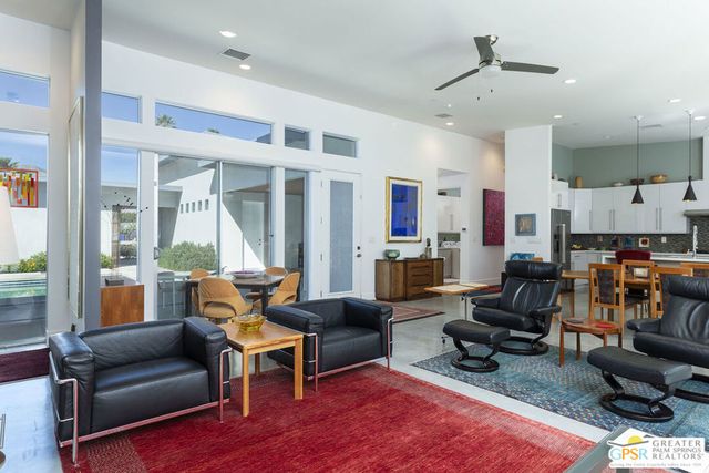 2990 N Farrell Drive, Palm Springs, CA 92262