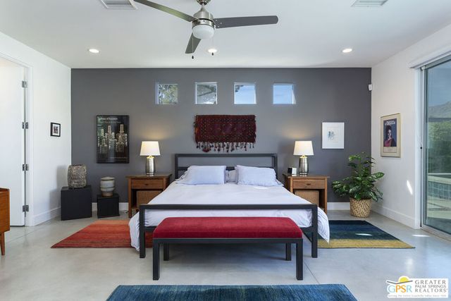 2990 N Farrell Drive, Palm Springs, CA 92262