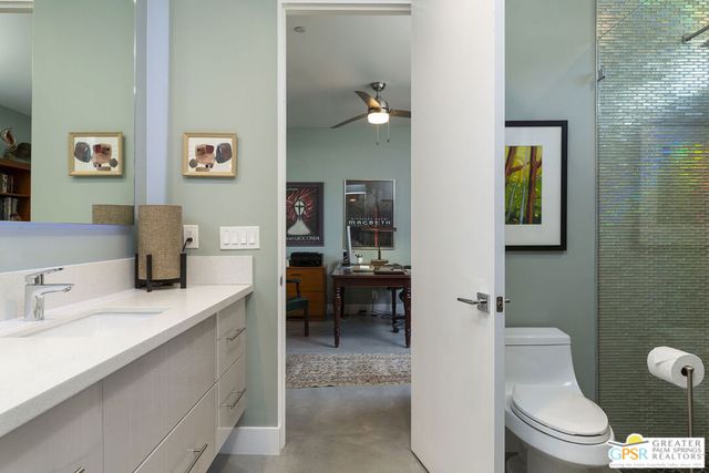 2990 N Farrell Drive, Palm Springs, CA 92262