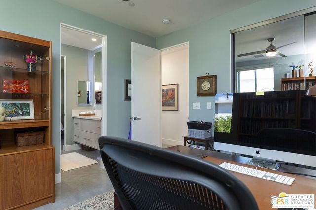 2990 N Farrell Drive, Palm Springs, CA 92262