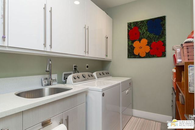 2990 N Farrell Drive, Palm Springs, CA 92262