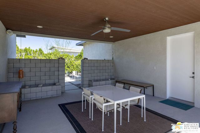 2990 N Farrell Drive, Palm Springs, CA 92262