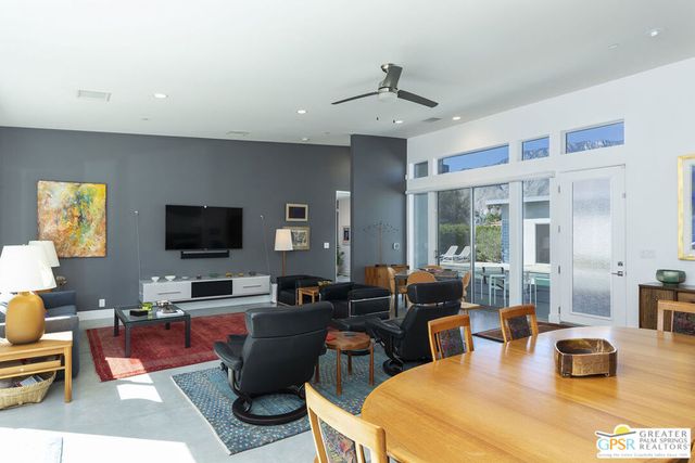 2990 N Farrell Drive, Palm Springs, CA 92262