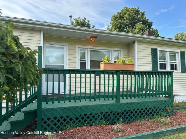 10 Johns Road, Kerhonkson, NY 12446