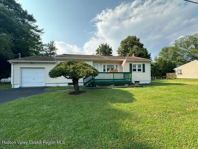 10 Johns Road, Kerhonkson, NY 12446
