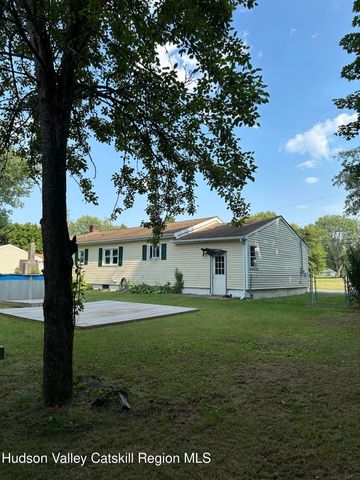 10 Johns Road, Kerhonkson, NY 12446