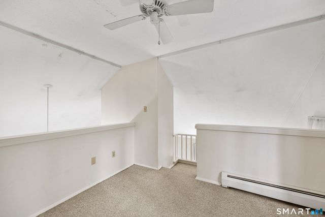 2 Earls Court F, Farmington, CT 06032