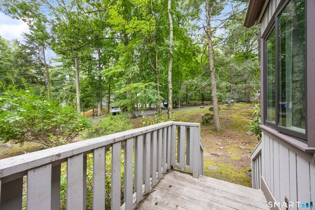 2 Earls Court F, Farmington, CT 06032