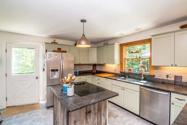 1342 Stark Road, Conway, NH 03813